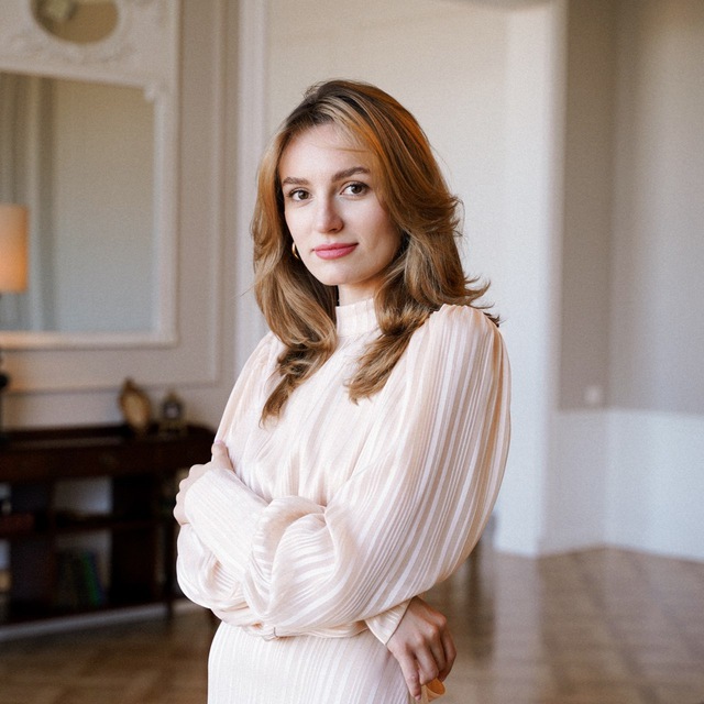 Карина Устименко